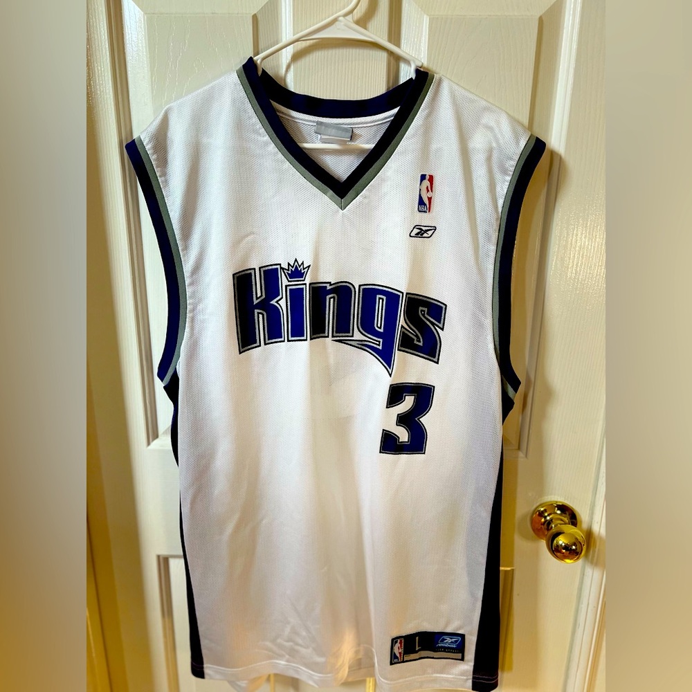 *Collector Alert* NBA Sacramento Kings Gerald Wallace #3 Reebok Jersey - Size L